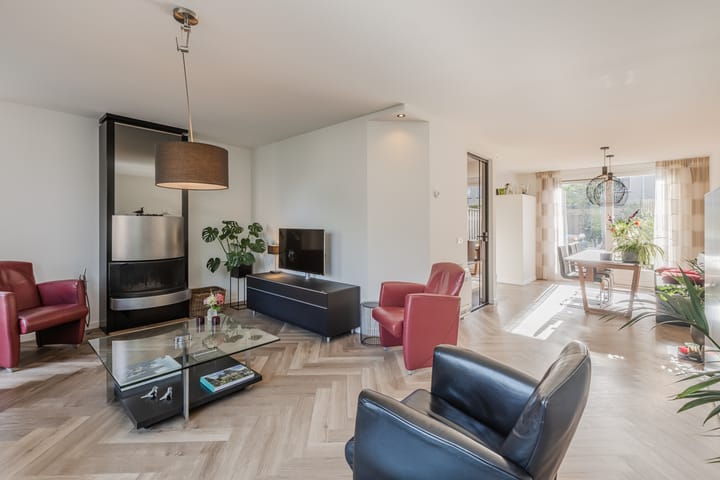 Foto 15 van Horstlaan 16