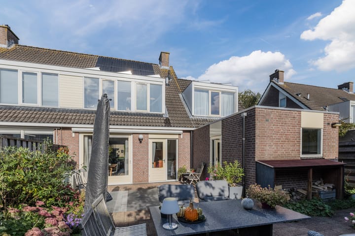 Foto 28 van Horstlaan 16