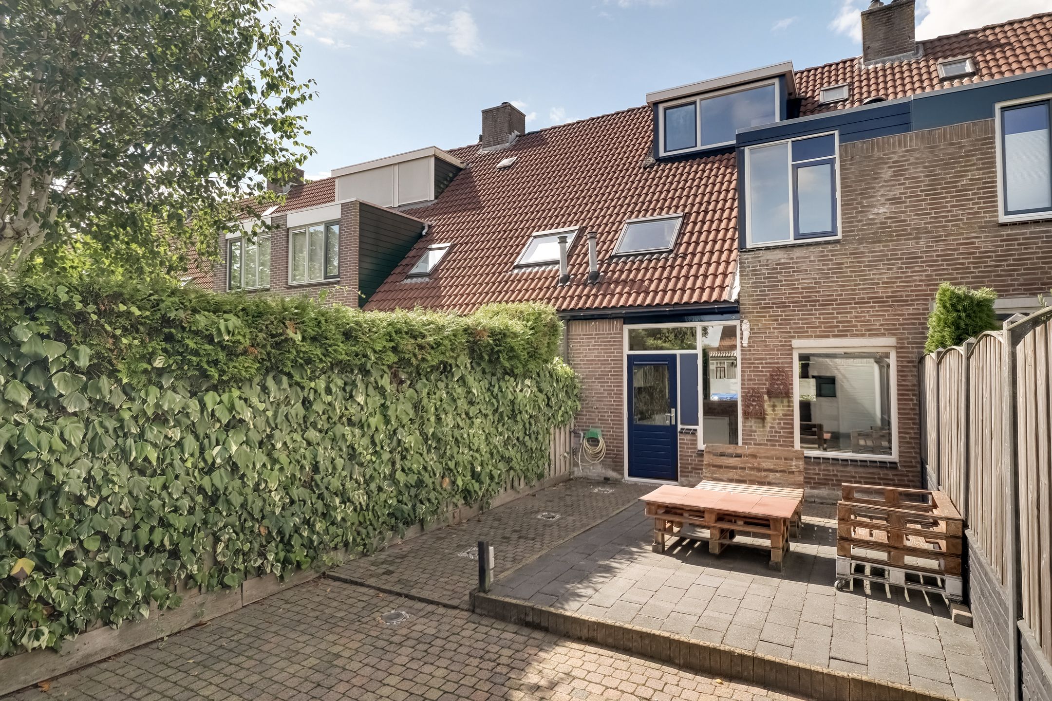 Photo 12 of Pinksterbloem 9