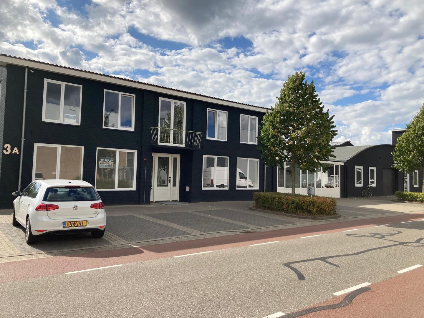 View photo 1 of IJsselweg 3-A