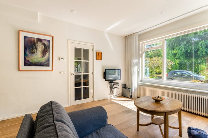 Photo 13 of Bizetstraat 4