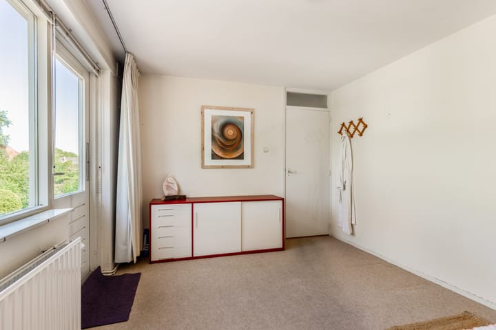 Photo 31 of Bizetstraat 4