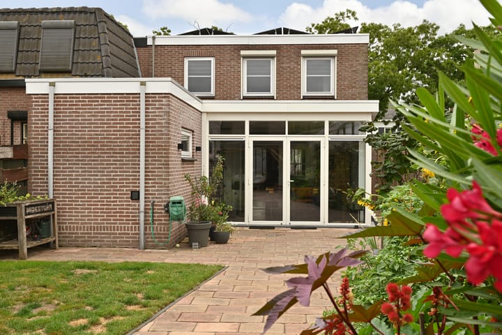 Foto 2 van Molenweg 9