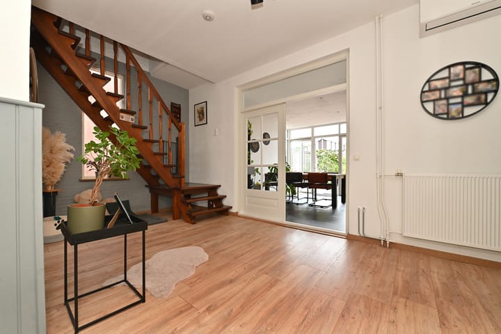 Foto 11 van Molenweg 9