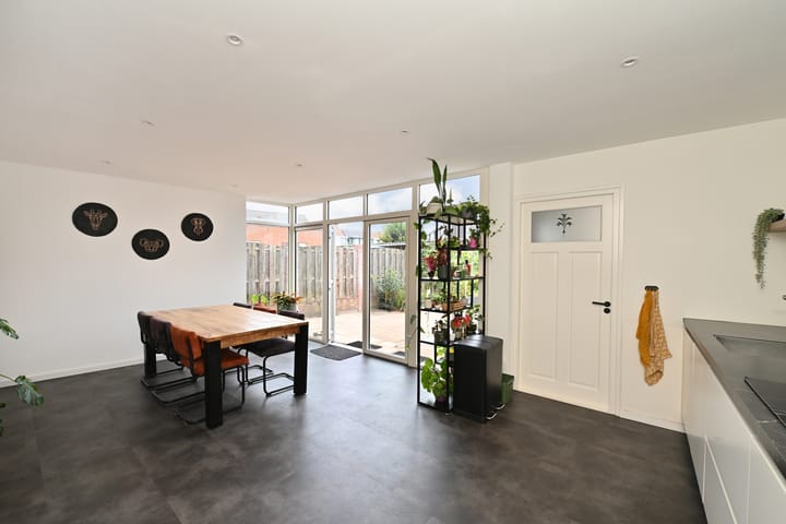 Foto 16 van Molenweg 9