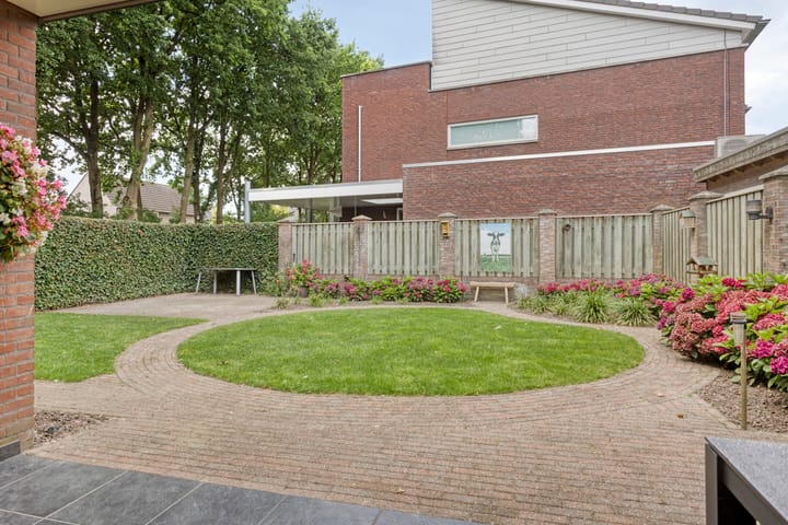 Foto 26 van Ereprijs 1