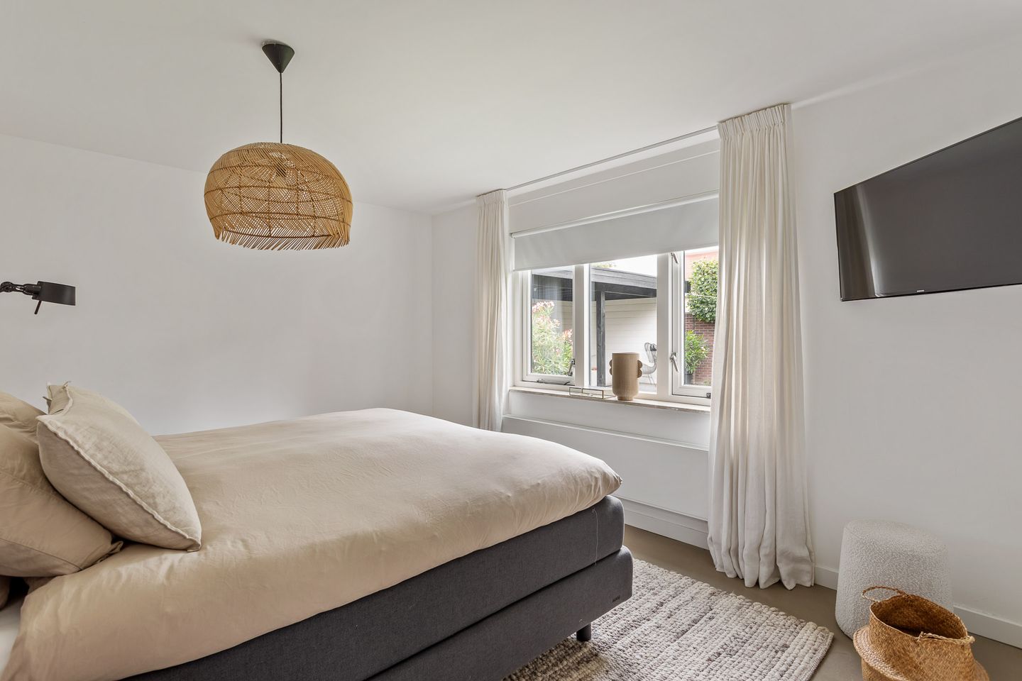 Photo 14 of Erve Hams 12