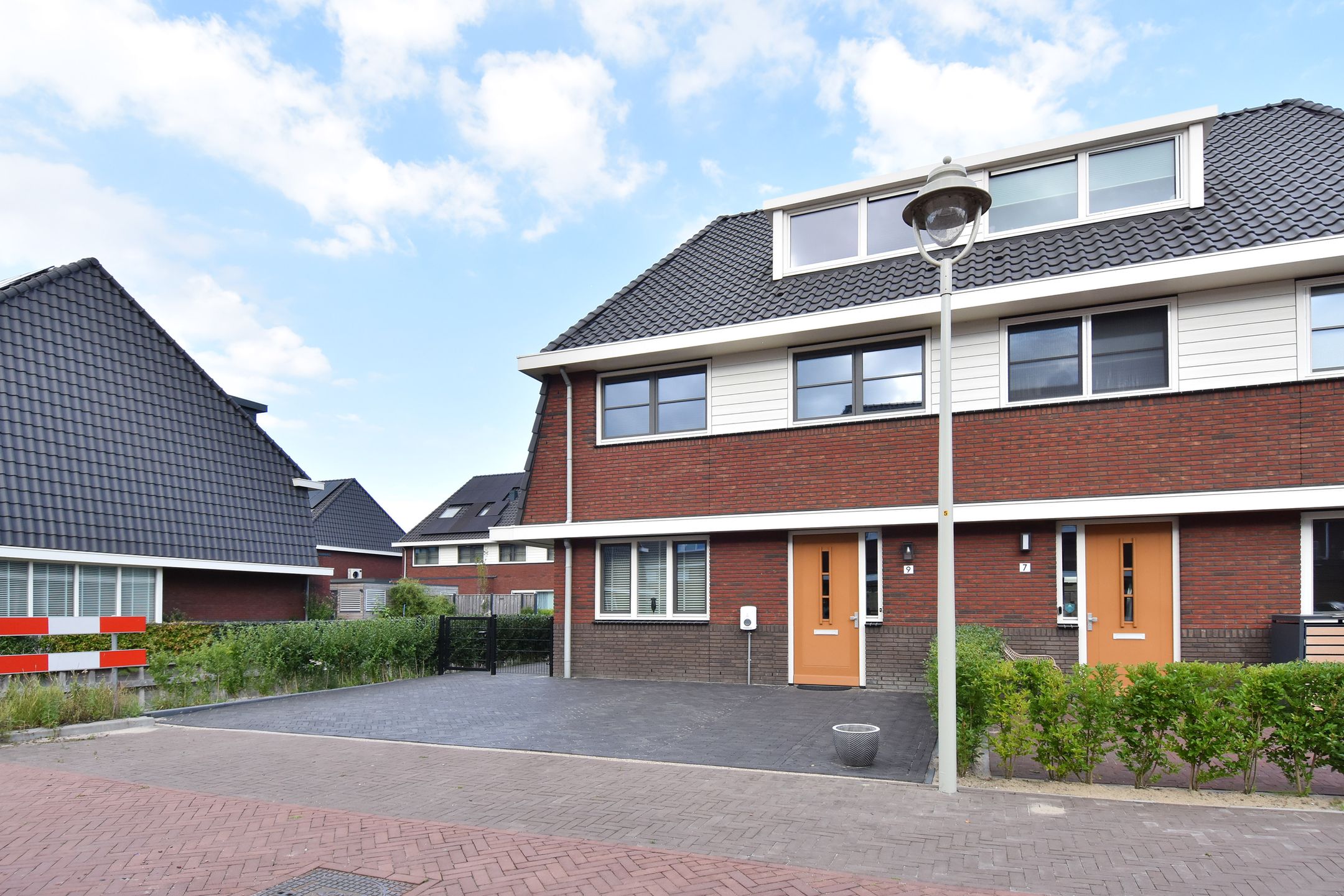 Foto 6 van Abdis Heilwichstraat 9