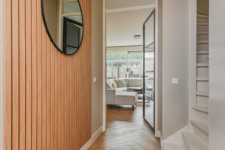 Foto 8 van Abdis Heilwichstraat 9