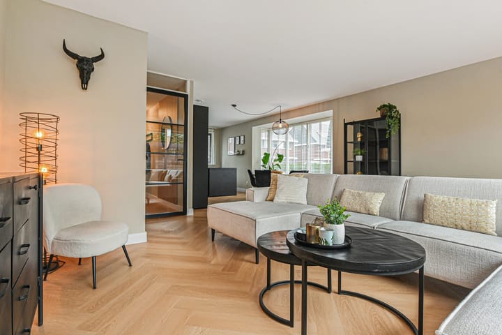 Foto 11 van Abdis Heilwichstraat 9