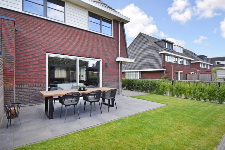 Foto 26 van Abdis Heilwichstraat 9