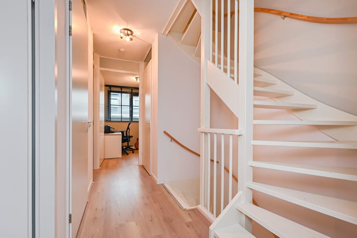 Foto 35 van Abdis Heilwichstraat 9