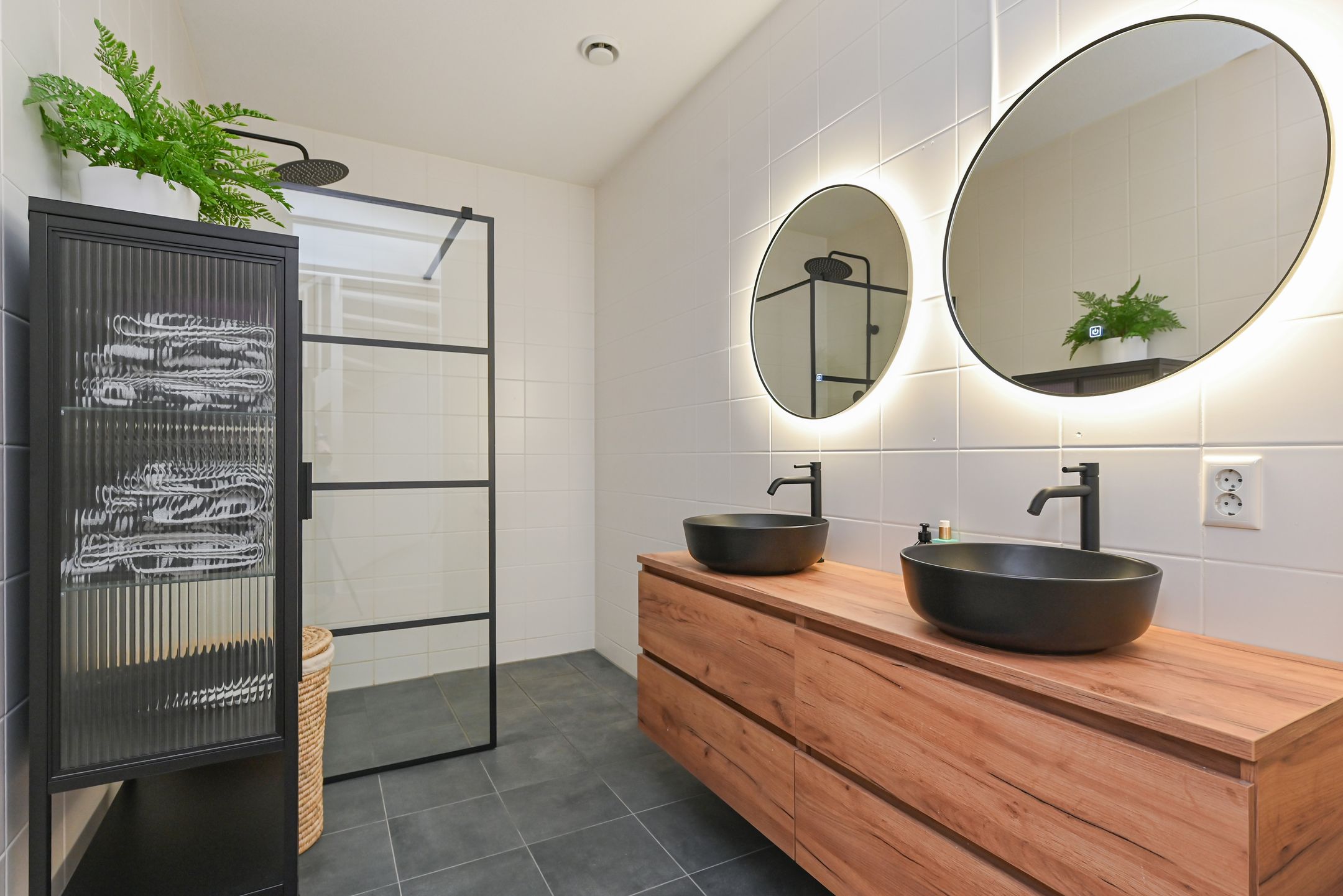 Foto 39 van Abdis Heilwichstraat 9