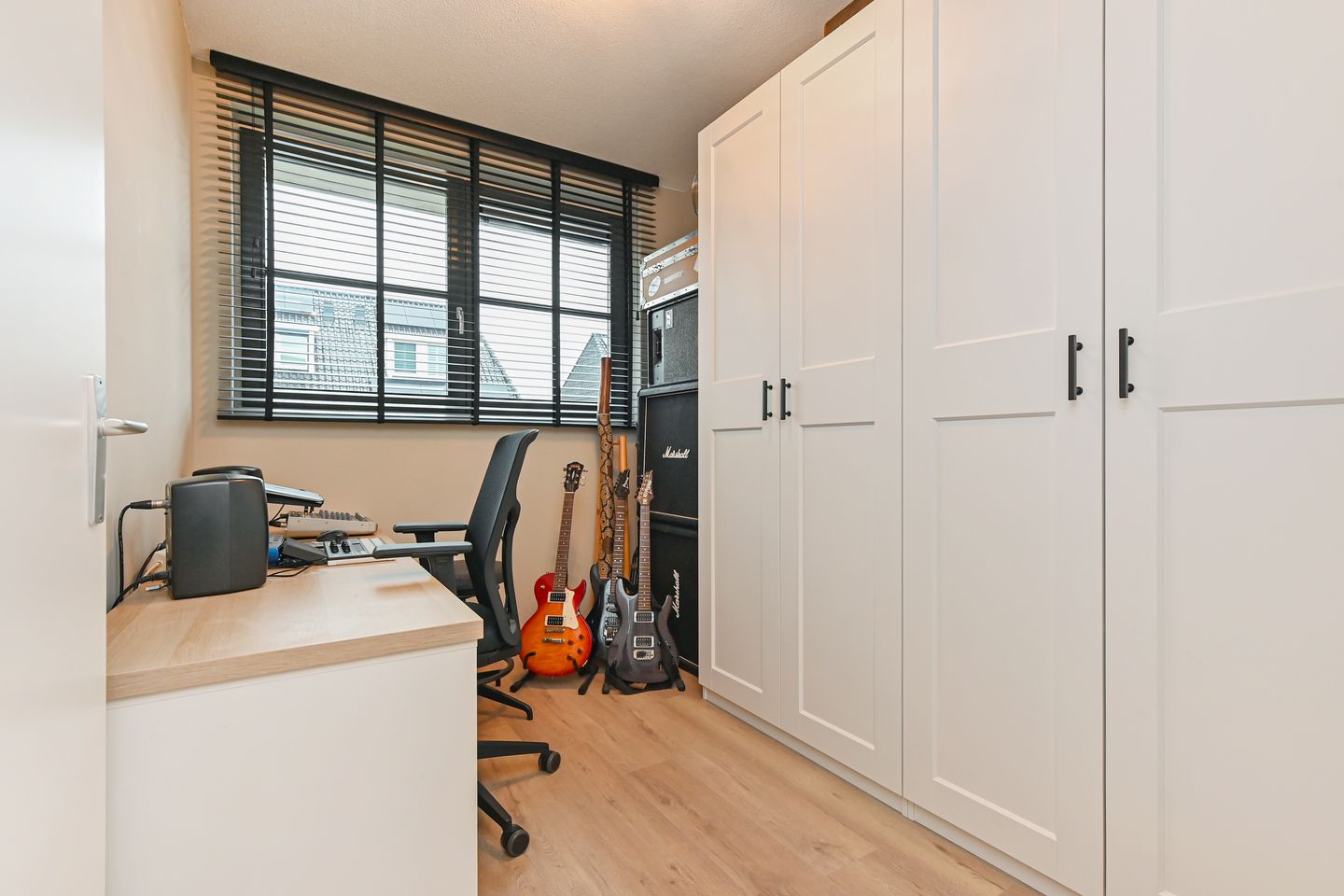 Foto 44 van Abdis Heilwichstraat 9