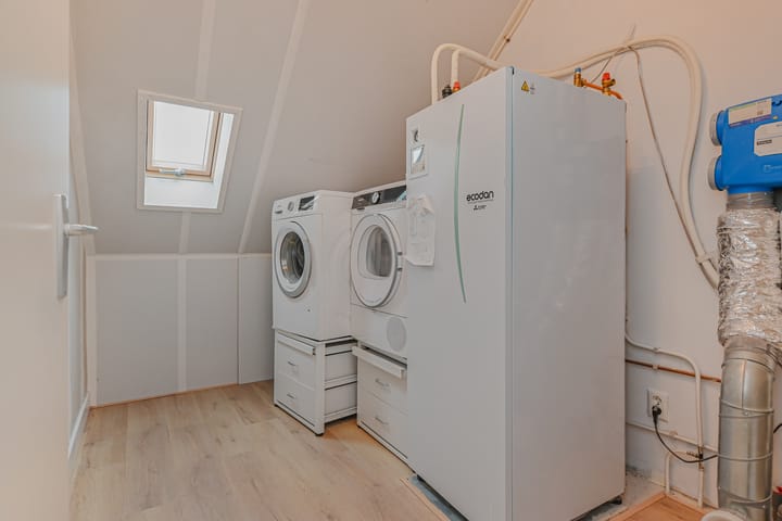 Foto 47 van Abdis Heilwichstraat 9