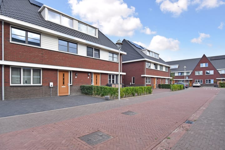 Foto 59 van Abdis Heilwichstraat 9