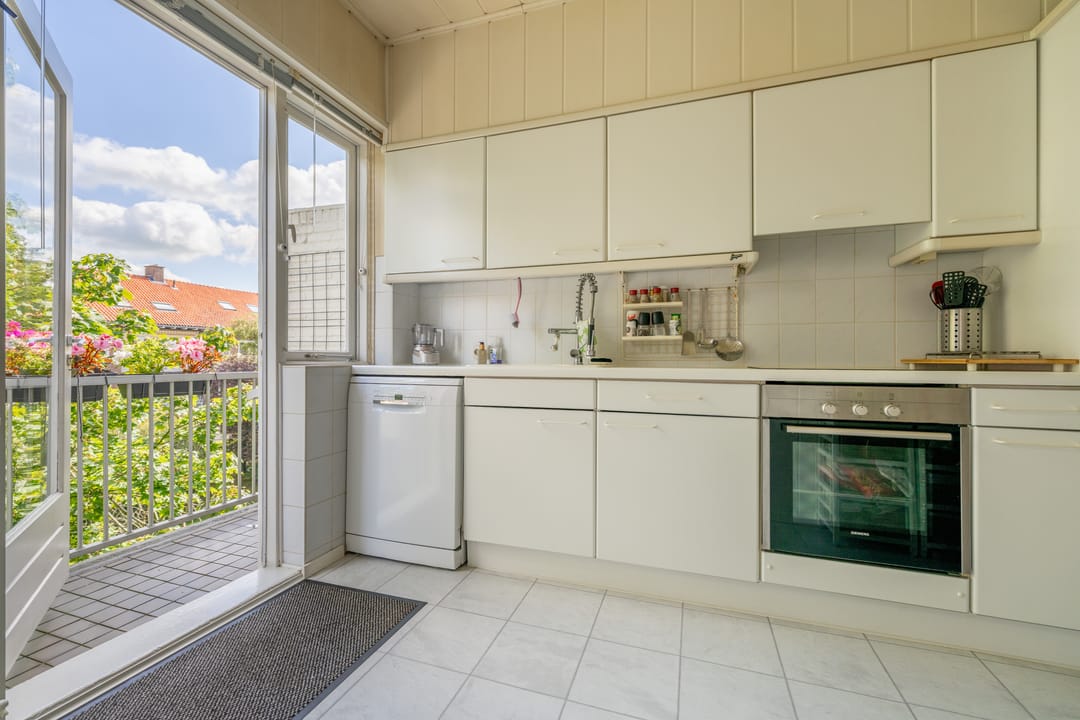 Photo 8 of Scholtenstraat 66