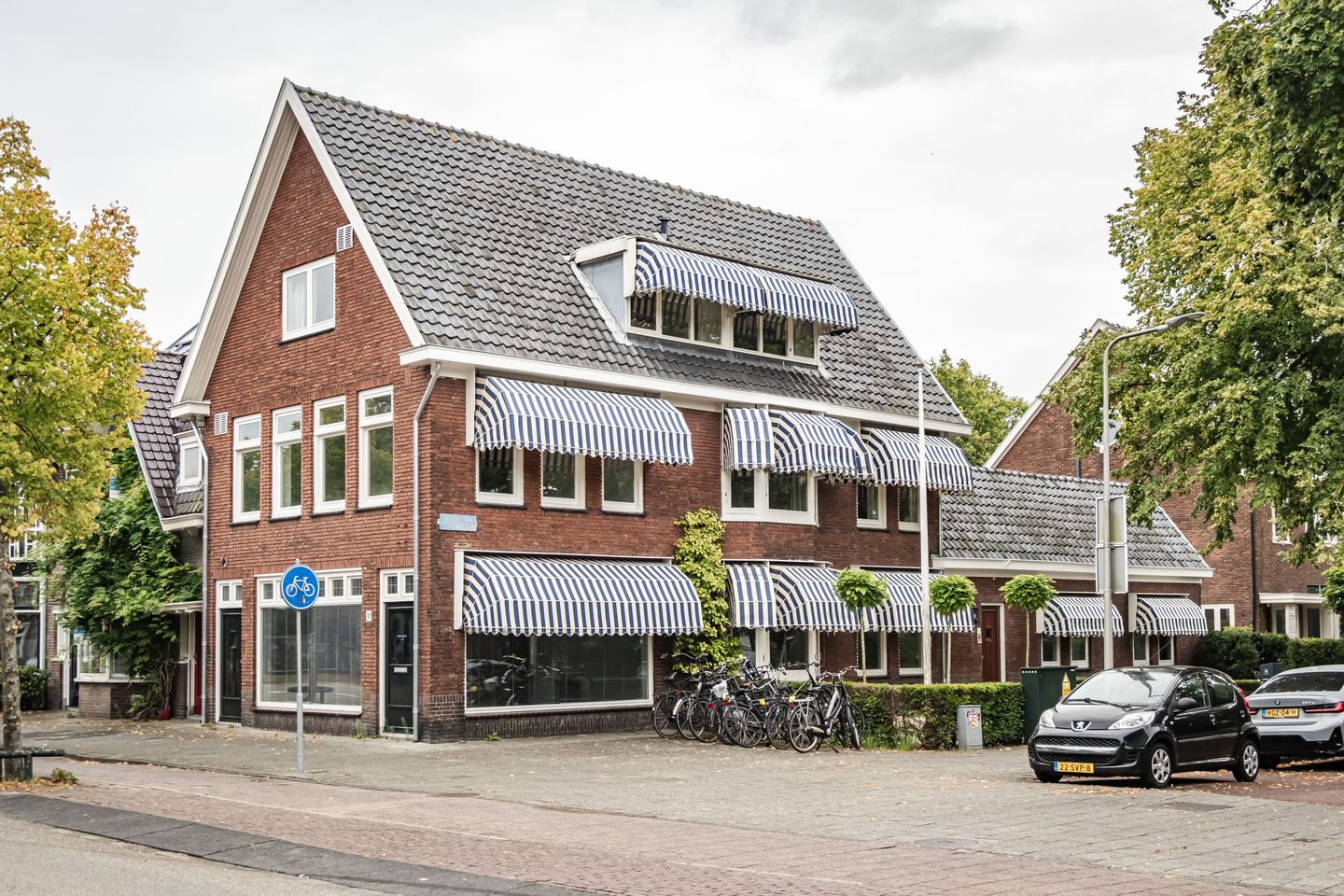 View photo 3 of Zandvoortselaan 101