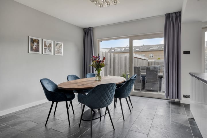 Foto 9 van De Ruijterstraat 7