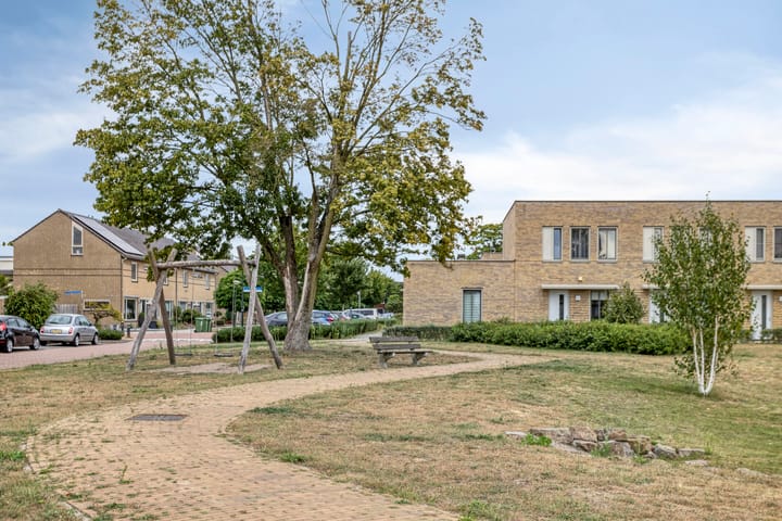 Foto 32 van De Ruijterstraat 7