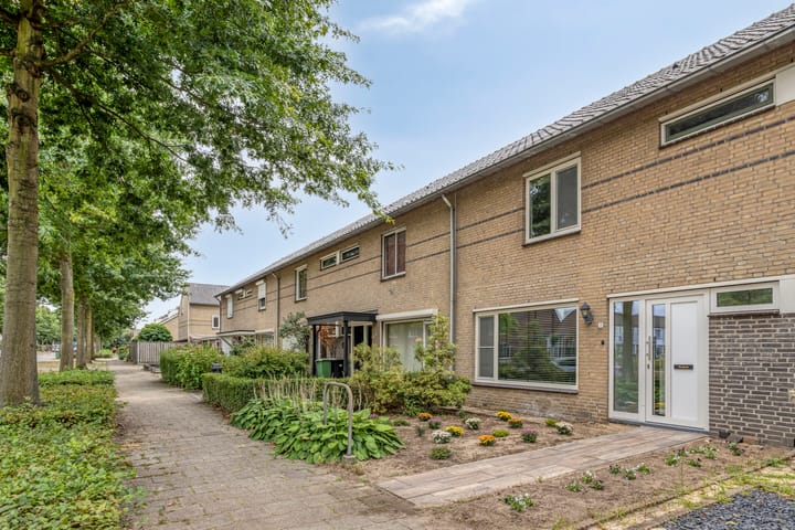 Foto 33 van De Ruijterstraat 7