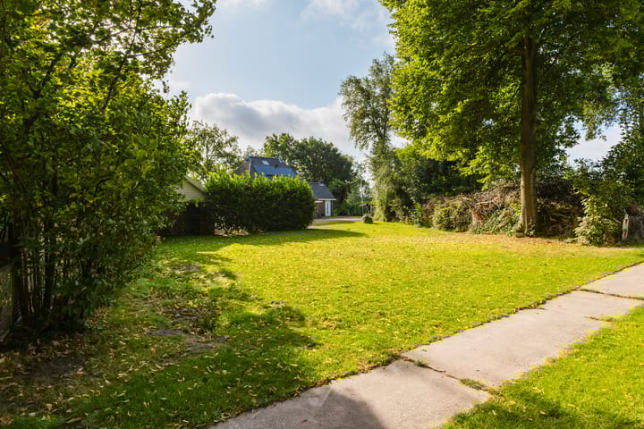 Photo 46 of Lytse Wyngaerden 37