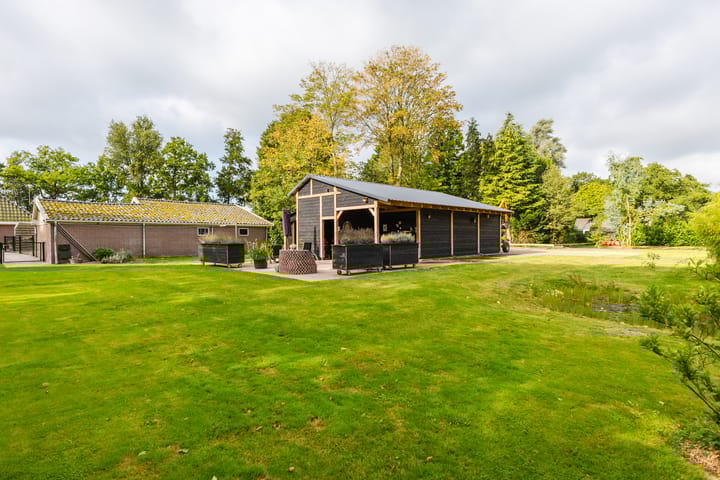 Photo 64 of Lytse Wyngaerden 37