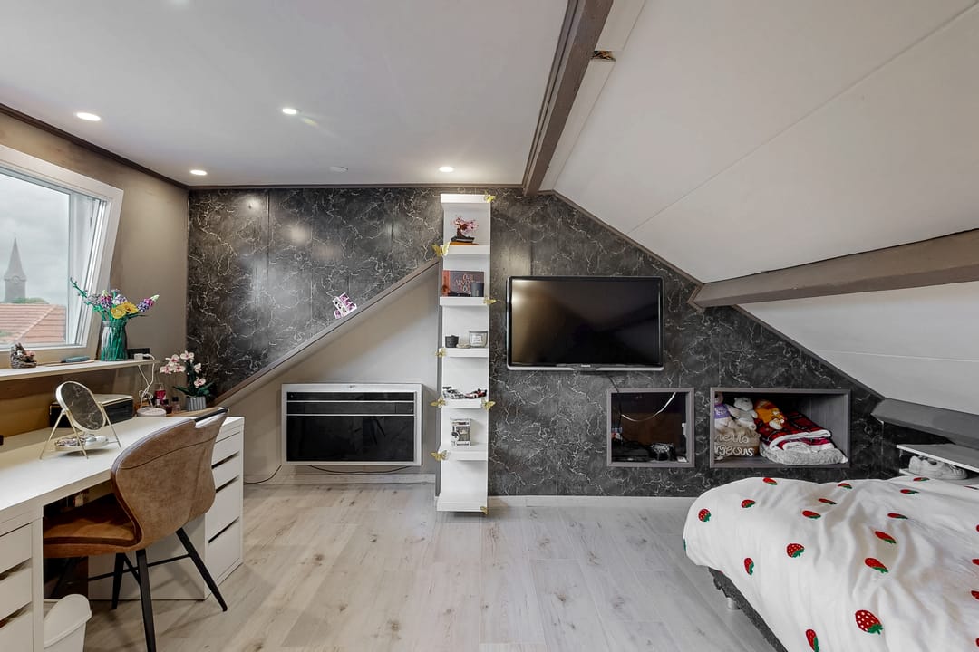 Foto 16 van Zonnebloemstraat 2