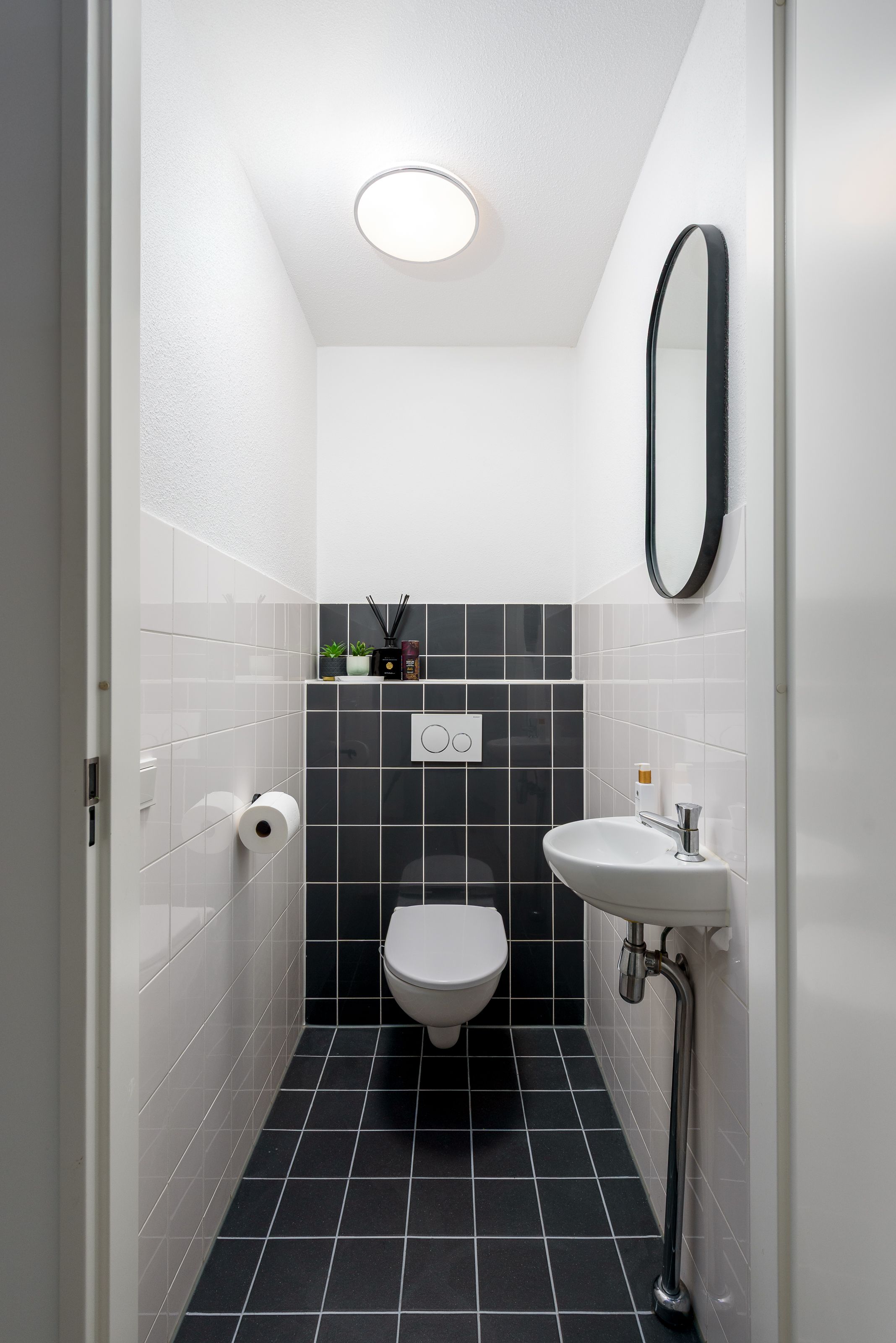 Photo 39 of Tempo Doeloestraat 239