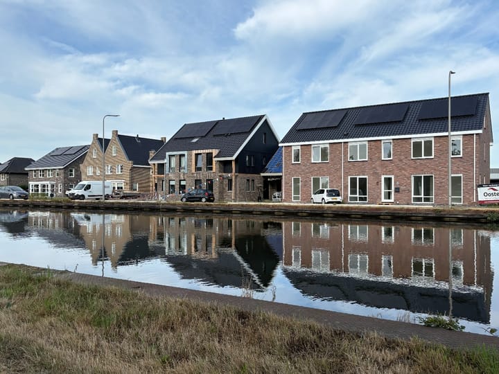 Photo 2 of 3 onder 1 kap Westerweg Beerzerveld