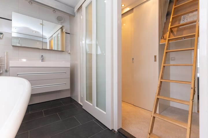 Foto 45 van Jeudje 8