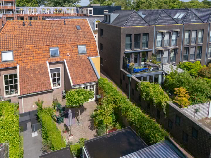 Foto 61 van Jeudje 8