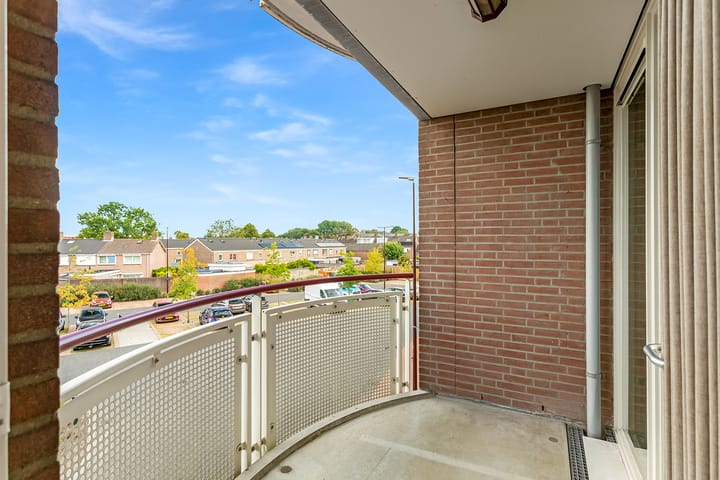 Photo 16 of Oost Vaardeke 43