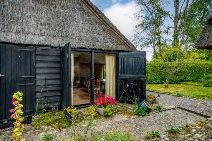 Foto 52 van Westeinde 51