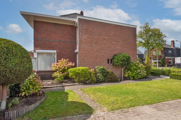 Foto 30 van Bornerbroeksestraat 55