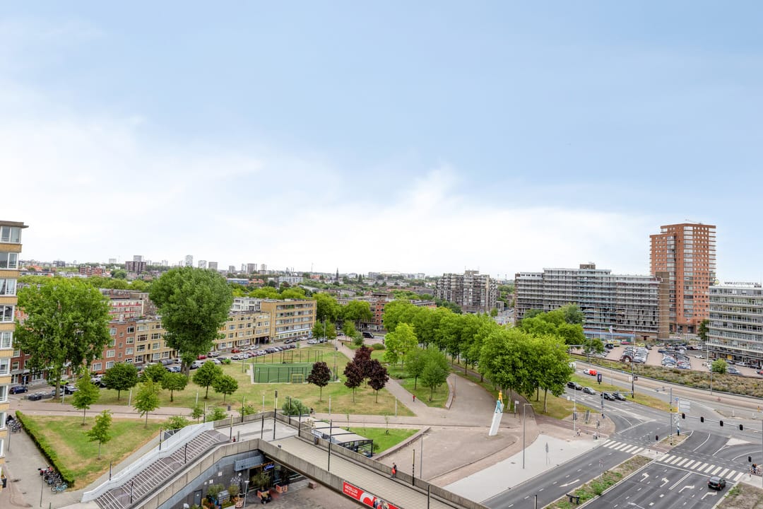 Foto 2 van Zuidplein 494