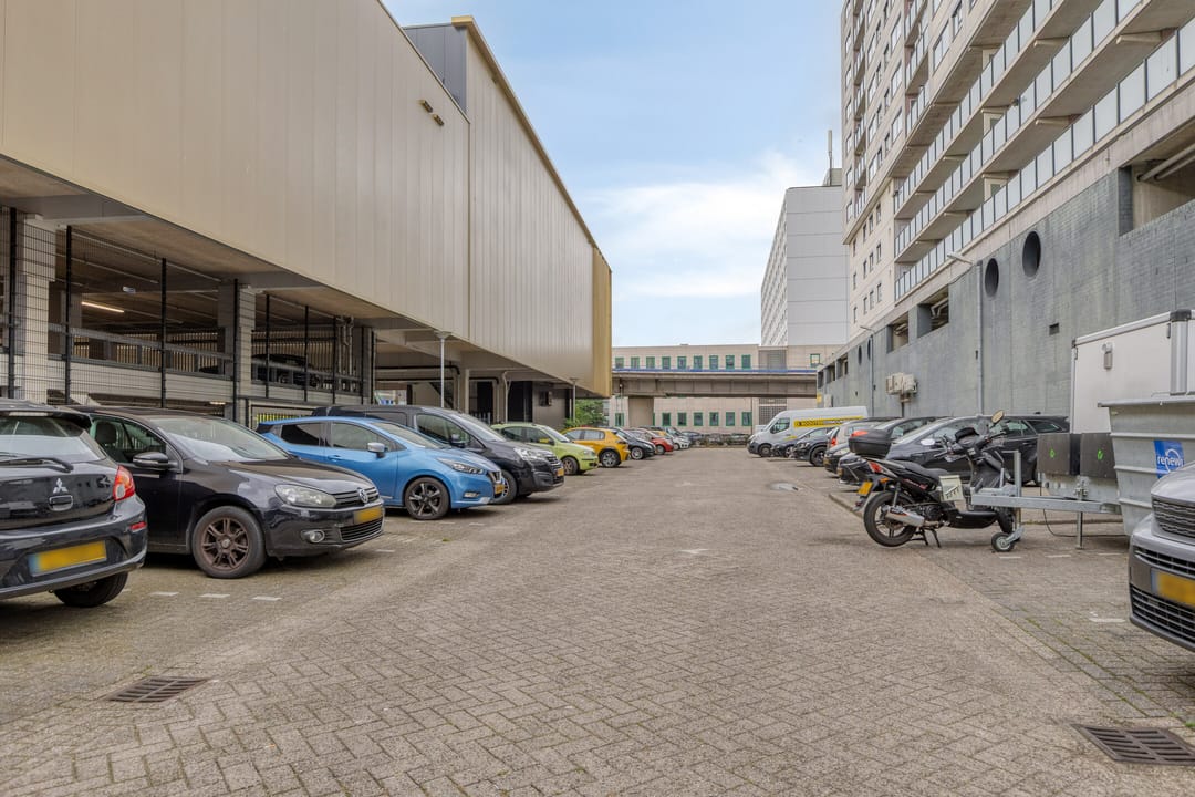 Foto 41 van Zuidplein 494