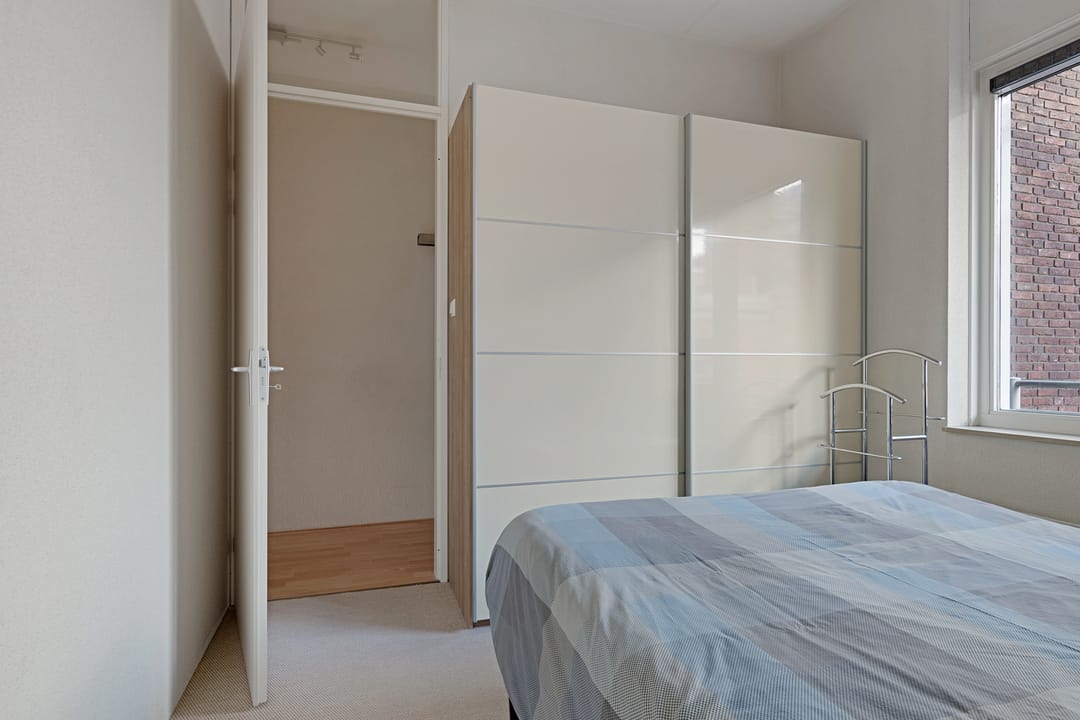 Photo 11 of Mooriaanstraat 10