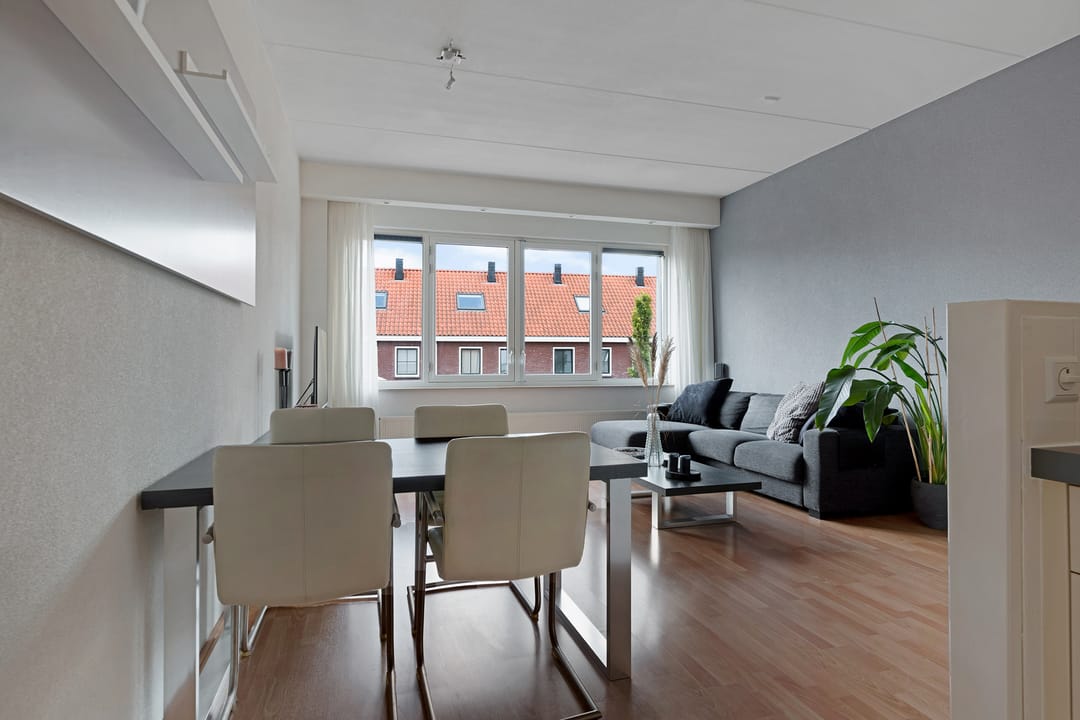 Photo 23 of Mooriaanstraat 10