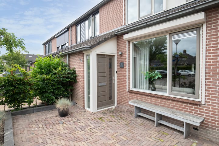 Photo 10 of Karwij 16