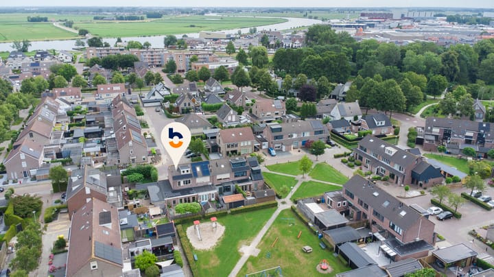 Photo 31 of Karwij 16