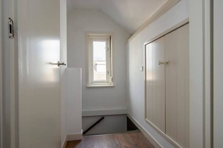 Photo 40 of Karwij 16