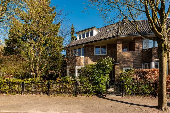 Foto 44 van Van Beuningenstraat 1