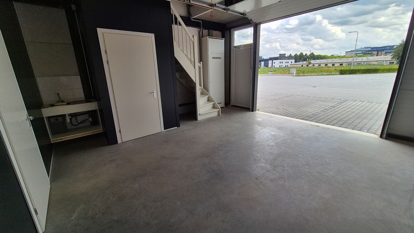 Bekijk foto 3 van Blankenstein 680-L
