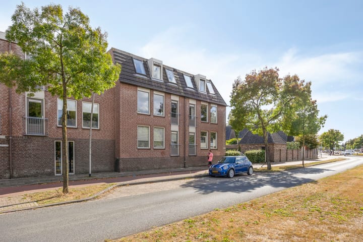 Foto 15 van Wethouder van Eschstraat 324