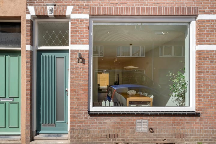 Foto 44 van Adriaan Loosjesstraat 10