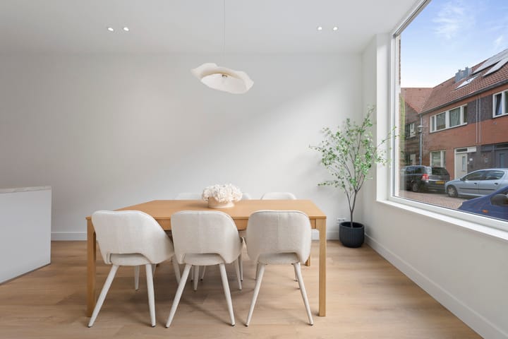 Foto 5 van Adriaan Loosjesstraat 10