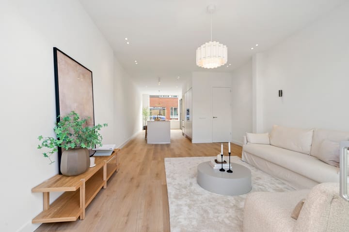 Foto 18 van Adriaan Loosjesstraat 10