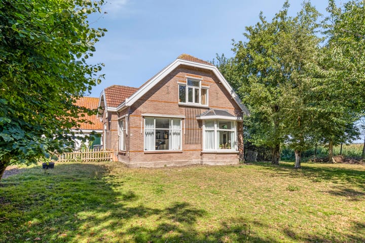 Photo 2 of Oosterweg E 3