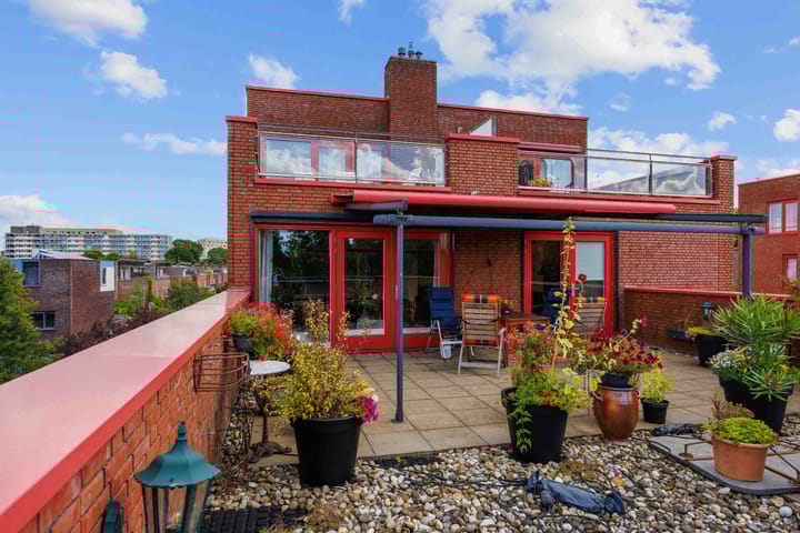 Foto 43 van Voermanstraat 12-A